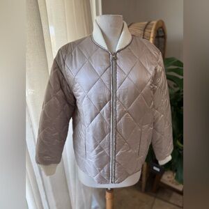 🧥 Marc New York Quilted Beige Bomber Jacket (NWT) – Size M